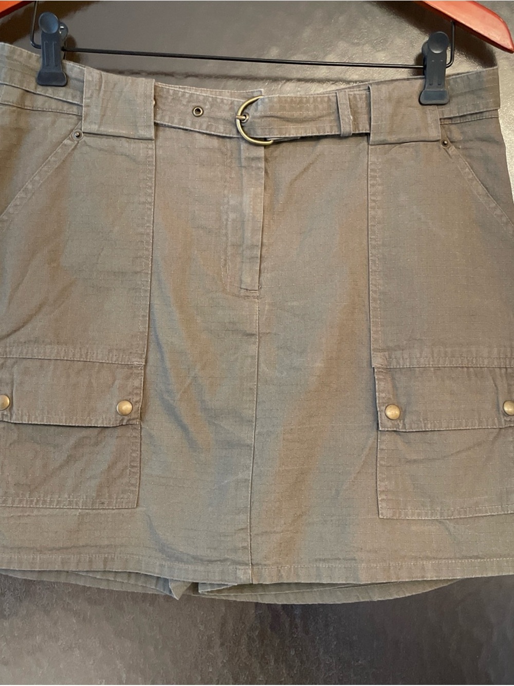 PARAPHRASE Women’s  Size 10 Olive Green Belted Skort With Pockets - 100% Cotton